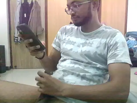 Snapshot of ramsy1982 chatting on 10.26.25 ramsy1982 online show from 10.26.25