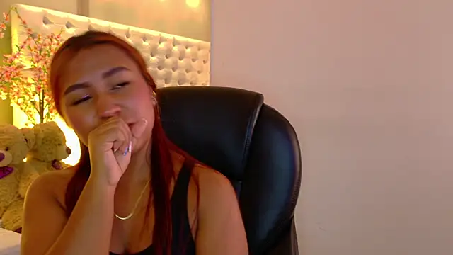 KathiaLuxe online show from 11.19.25