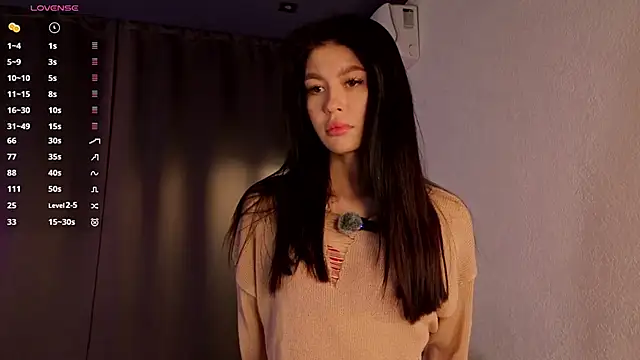 Snapshot of DanielaKrabbe chatting on 10.21.25 DanielaKrabbe online show from 10.21.25