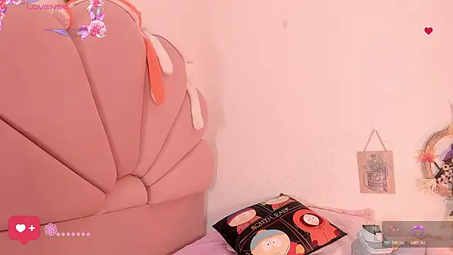 madeliin clerk online show from 11.26.25