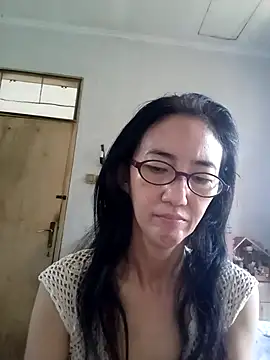 princessD077 online show from 10.31.25