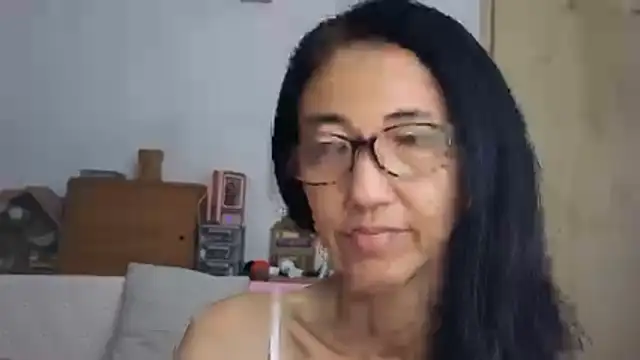 Snapshot of princessD077 chatting on 04.18.26 princessD077 online show from 04.18.26