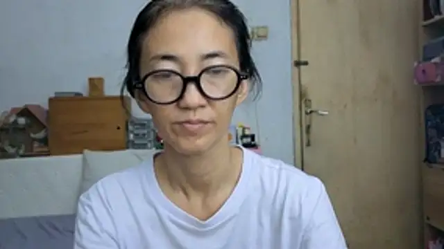 Snapshot of princessD077 chatting on 05.19.26 princessD077 online show from 05.19.26