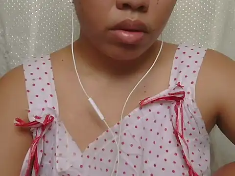 Snapshot of ChubbyButty chatting on 04.28.26 ChubbyButty online show from 04.28.26