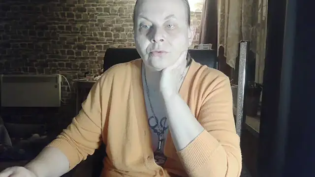 Diamond Bite online show from 10.24.25