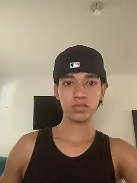 Snapshot of Alex_king17 chatting on 04.17.26 Alex king17 online show from 04.17.26