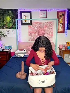 DaisyMynx online show from 11.05.25