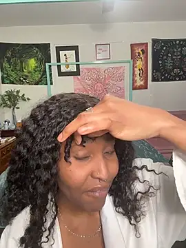 DaisyMynx online show from 12.05.25