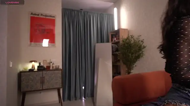 Pheromoon online show from 02.03.26