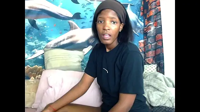 Snapshot of AfricanBarbiee69 chatting on 06.09.26 AfricanBarbiee69 online show from 06.09.26