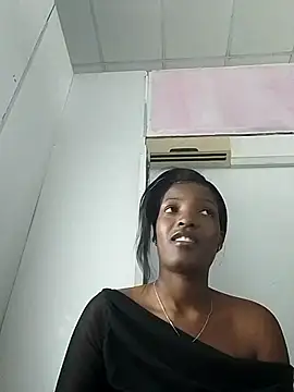 Snapshot of AfricanBarbiee69 chatting on 07.25.26 AfricanBarbiee69 online show from 07.25.26