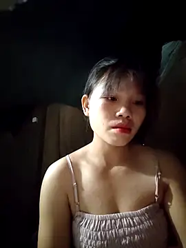 linh-miu99 online show from 11.11.25