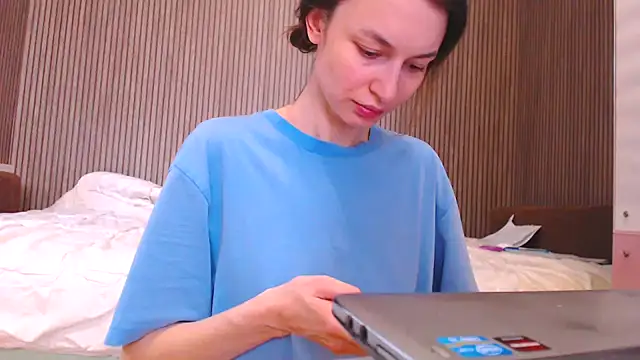 JesVice online show from 10.18.25