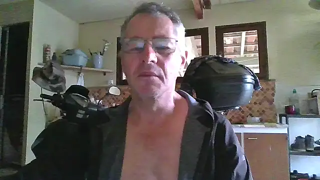 Snapshot of Sexyfab65 chatting on 05.31.26 Sexyfab65 online show from 05.31.26
