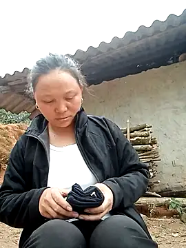 Snapshot of siro-zz chatting on 12.03.25 siro-zz online show from 12.03.25