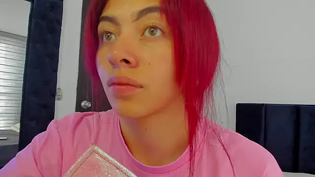 melanie roux   online show from 04.09.26