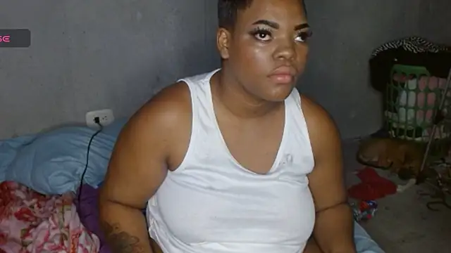 Snapshot of Kailyyhot chatting on 12.13.25 Kailyyhot online show from 12.13.25