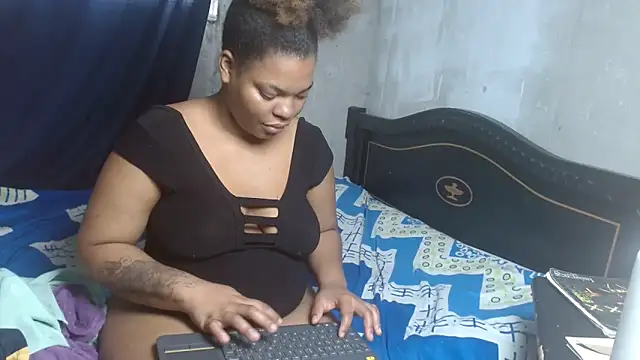 Snapshot of Kailyyhot chatting on 02.06.26 Kailyyhot online show from 02.06.26