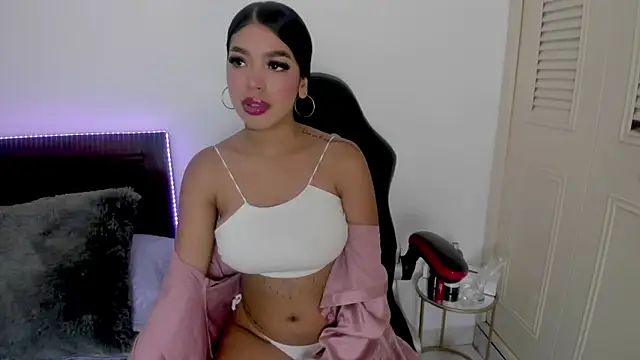 tifanymonroe online show from 02.21.26