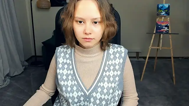 Snapshot of DenaDubberly chatting on 10.18.25 DenaDubberly online show from 10.18.25