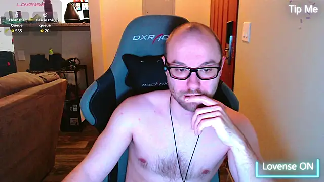 Snapshot of Sin_Lord chatting on 11.30.25 Sin Lord online show from 11.30.25