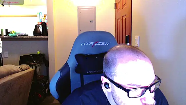 Snapshot of Sin_Lord chatting on 12.21.25 Sin Lord online show from 12.21.25