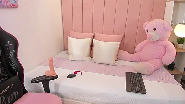 dulce morbida online show from 12.15.25