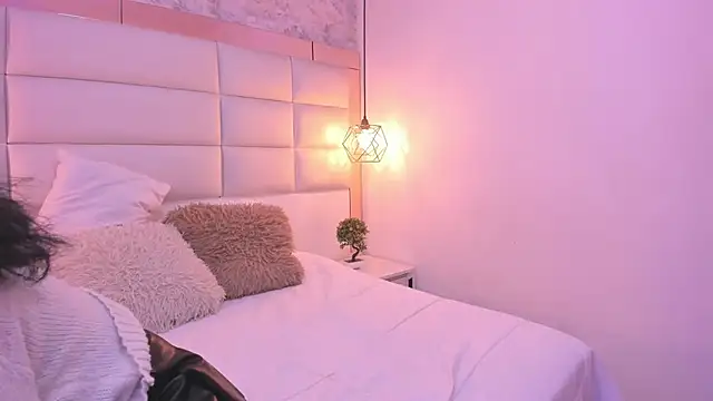 Sofia clk online show from 11.11.25