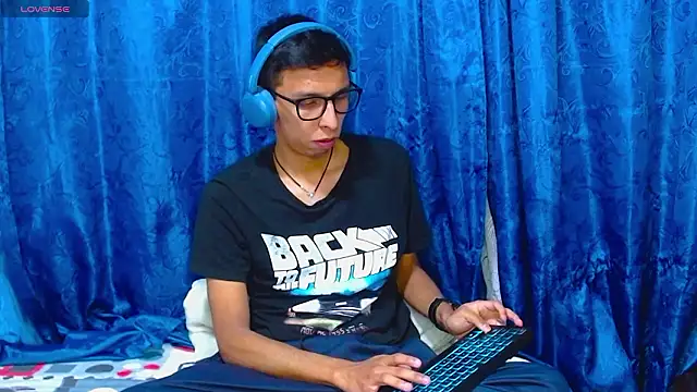 DavTwink3100 online show from 03.02.26