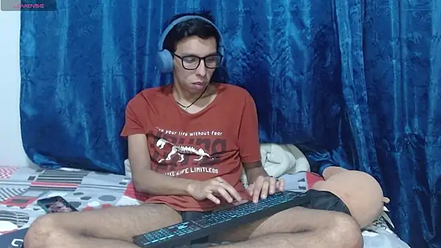 DavTwink3100 online show from 04.02.26