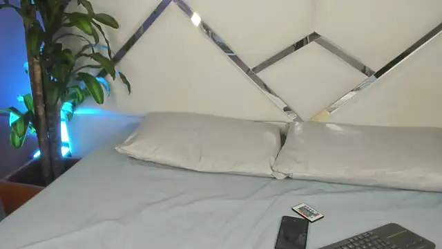 Emiliano Reyes online show from 11.20.25