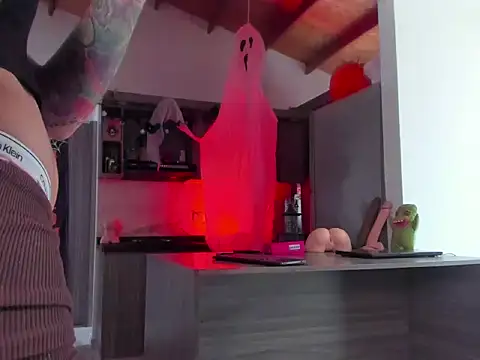 valeriahornier online show from 10.22.25