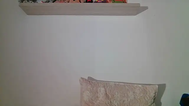 Snapshot of valeriahornier chatting on 06.03.26 valeriahornier online show from 06.03.26