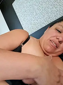 Alondrabb80 online show from 12.02.25