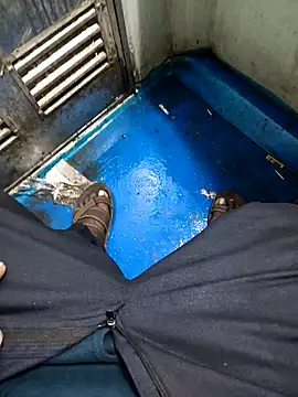 RNlov online show from 11.14.25