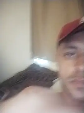 Casal em chamas online show from 10.18.25