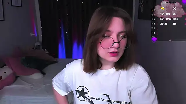 Snapshot of fairy_tara chatting on 02.28.26 fairy tara online show from 02.28.26