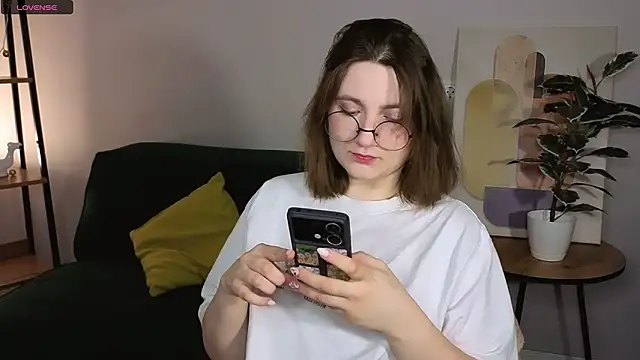 Snapshot of fairy_tara chatting on 03.01.26 fairy tara online show from 03.01.26