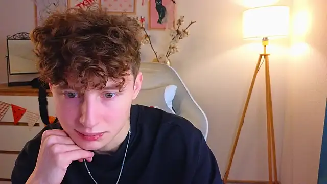 crisp1n online show from 11.11.25