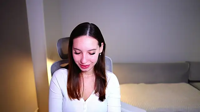 WhyEmmyCry online show from 12.03.25