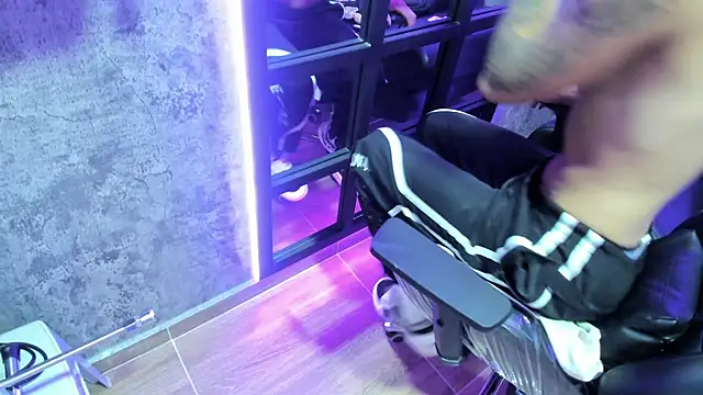 ArohomLester online show from 01.18.26