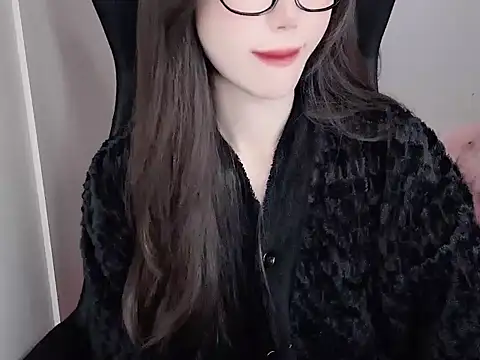 -Alicee- online show from 11.19.25