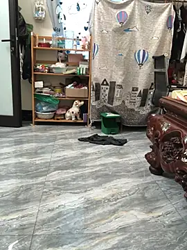 Snapshot of HinayLa chatting on 03.20.26 HinayLa online show from 03.20.26