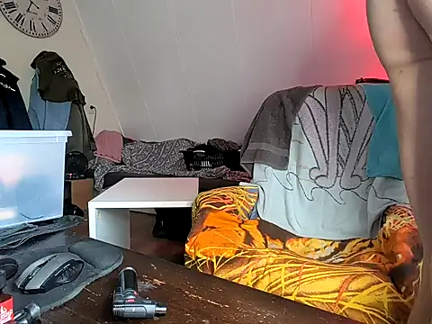 Kinky Play1 online show from 05.15.26