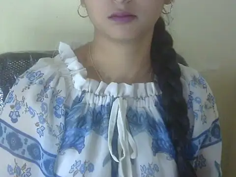 Snapshot of shimz_ chatting on 11.16.25 shimz online show from 11.16.25