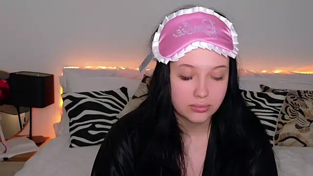 Felicia Herceg online show from 11.01.25