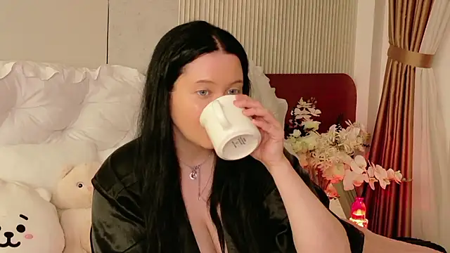 Felicia Herceg online show from 01.15.26