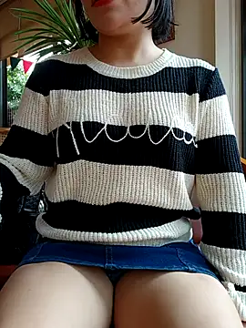 Mina-02 online show from 10.31.25