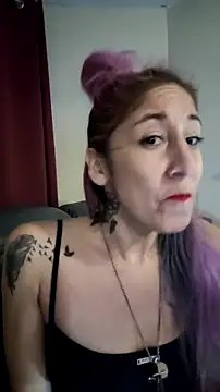 Snapshot of NativePridezEnterprize chatting on 11.21.25 NativePridezEnterprize online show from 11.21.25