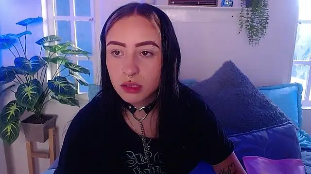 Christine julianne online show from 10.25.25